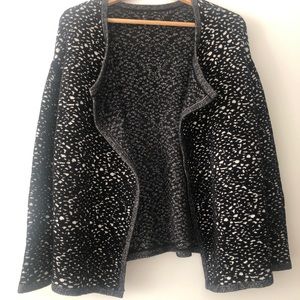 Graham & Spencer Women’s sweater cardigan